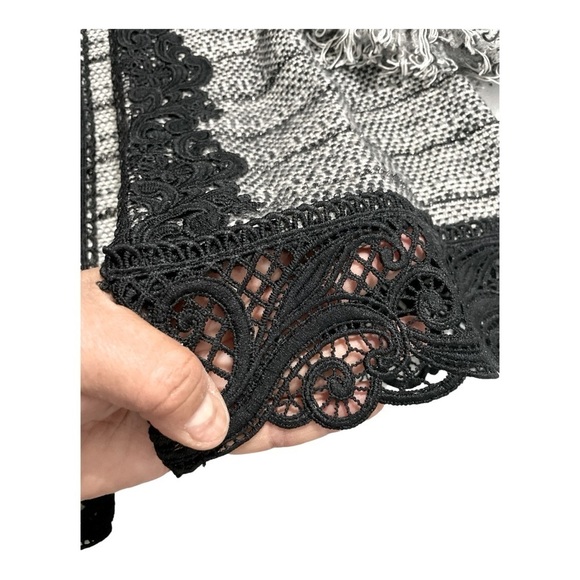 CHICO'S Black and Gray Tweed Fringed Lace Cardigan Jacket size 1 - Picture 8 of 16